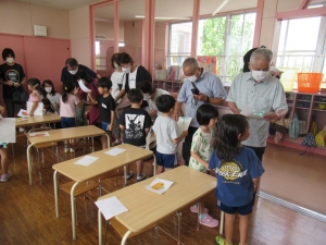 おじいちゃん、おばあちゃんにプレゼント