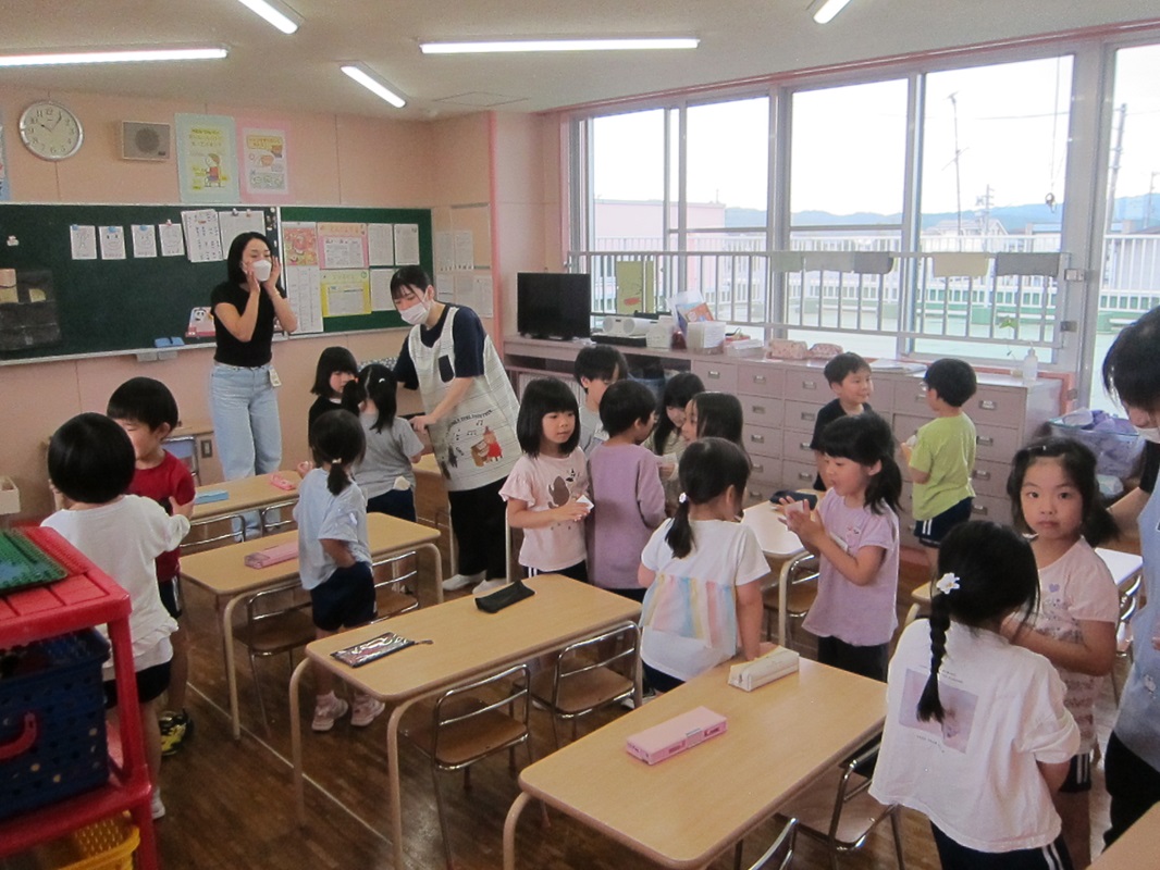 ５月２７日（月）年長組Smile a lot