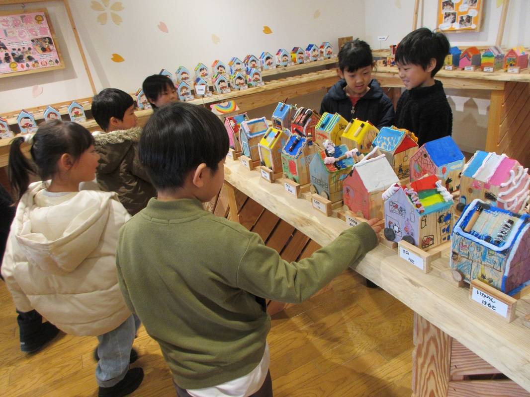 ギャラリーみつけ「こども作品展」　ネーブルみつけ「つり飾り展」に行ってきました！