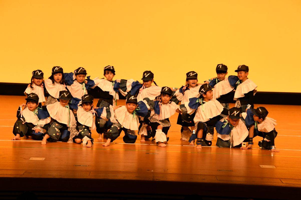 すみれぐみ「輝きだして走ってく」