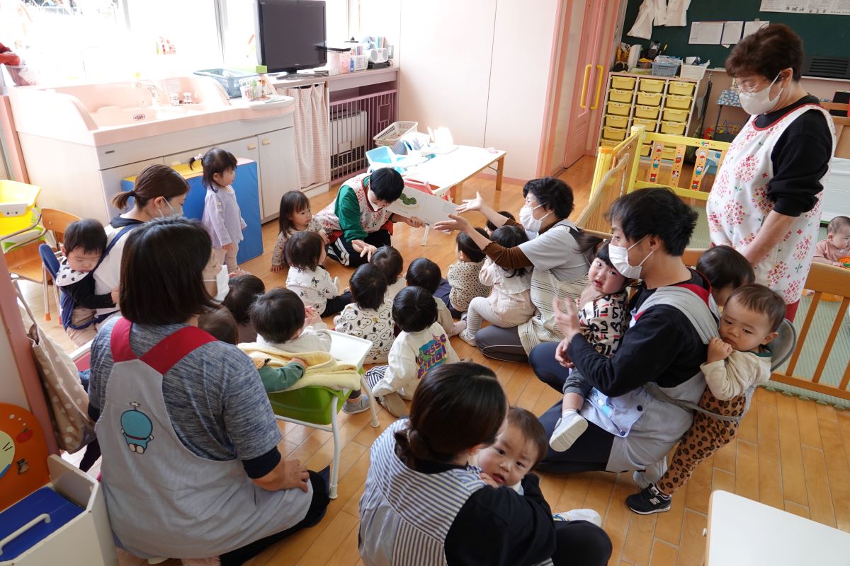 4月12日（金）ばらぐみ読み聞かせ