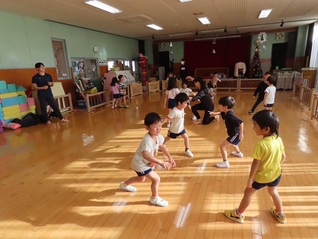 年中組　わくわくちゃれんじ「運動あそび」