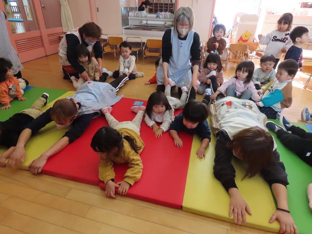 ばら組　室内遊び